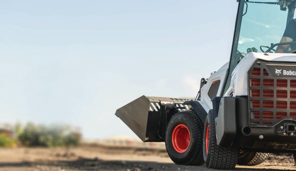 Bobcat L28 Small Articulated Loader
