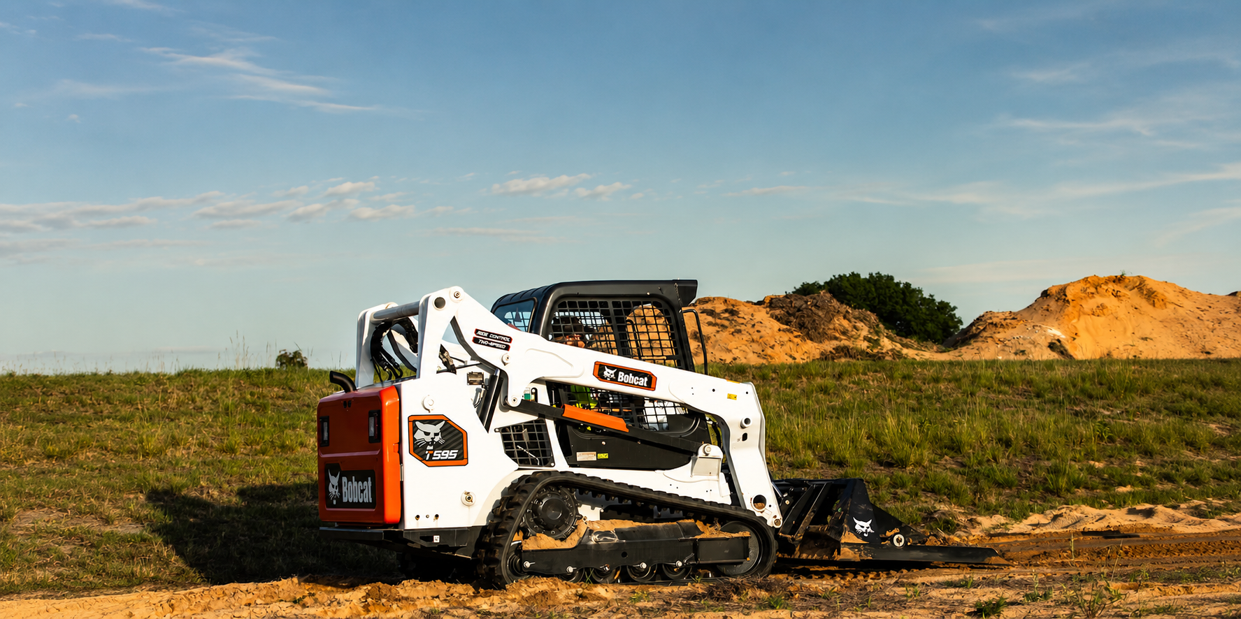 Bobcat T595 Compact Track Loaders