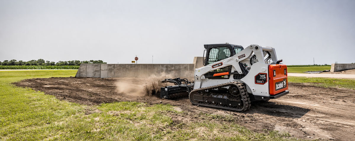 Bobcat T650 Compact Track Loaders
