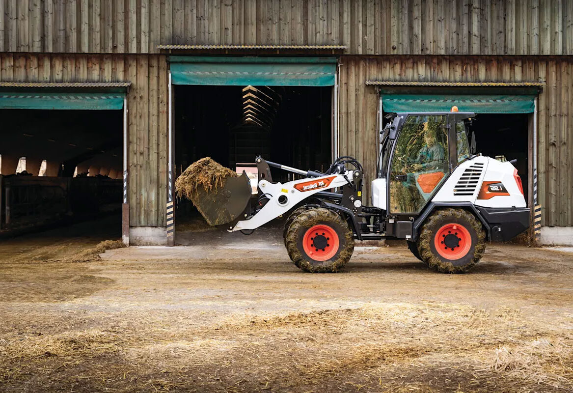 Bobcat L95 Compact Wheel Loader