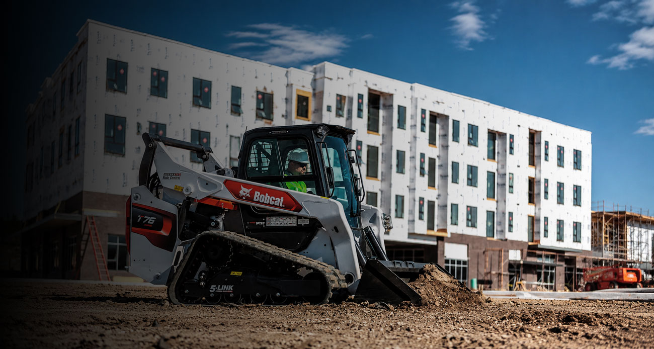 Bobcat T76 Compact Track Loaders